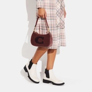 Coach Teri Shoulder Bag With Coach Motif new